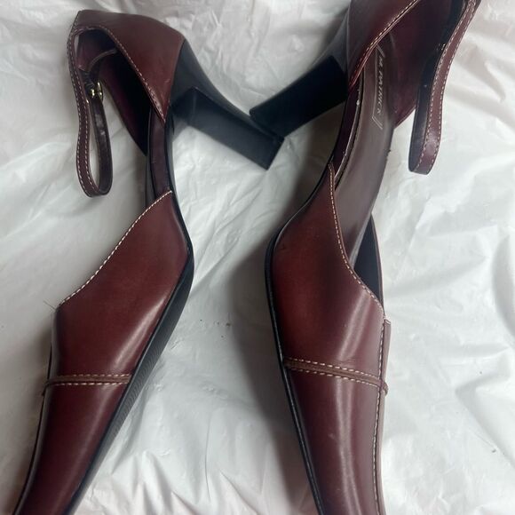 M.Patrick Wine Low Heel Shoe - Picture 10 of 11